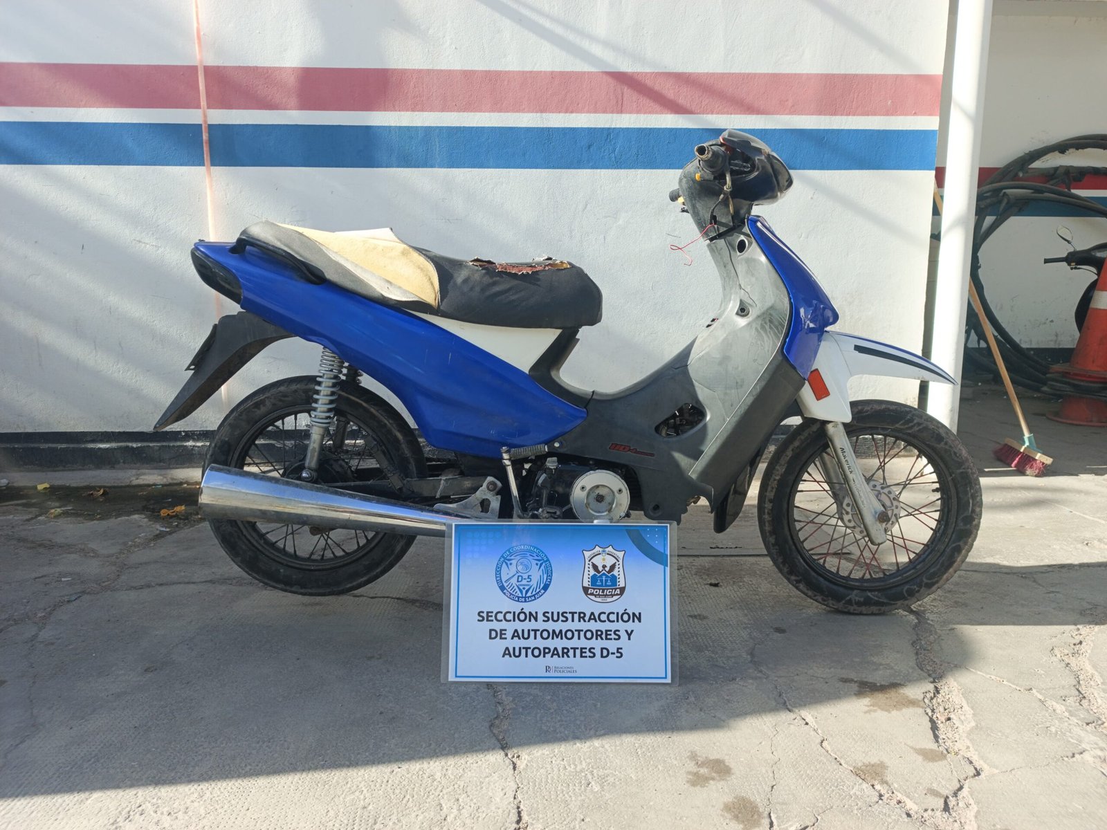 Secuestran una motocicleta con motor adulterado en Rawson: un detenido
