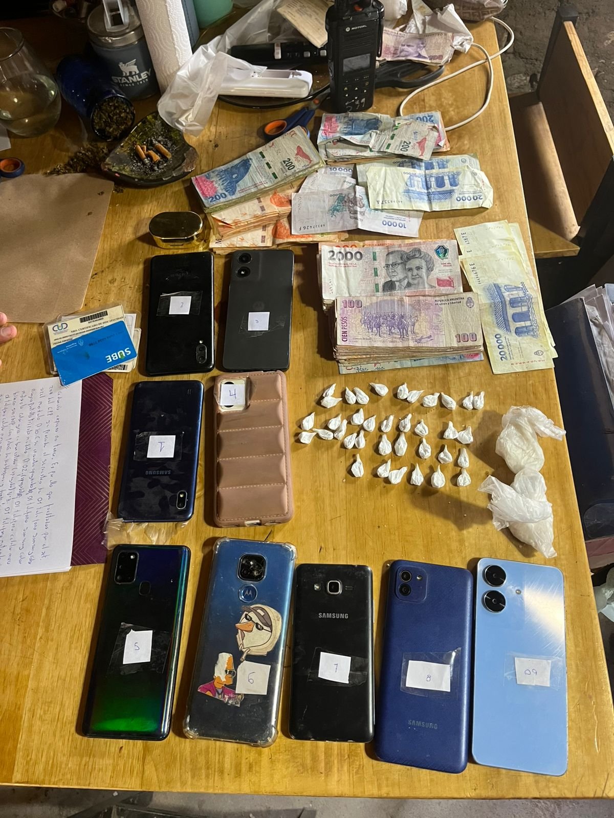 Robo en Barrio Puente Rufino: un detenido y secuestro de efectos