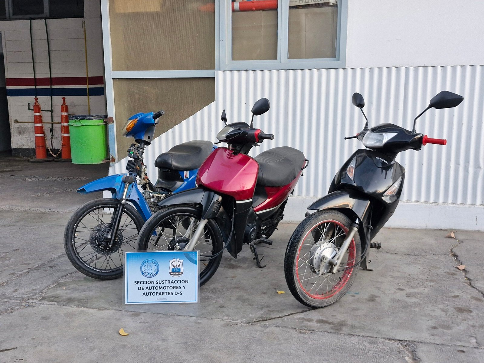 Recuperan tres motos en una intensa jornada de operativos