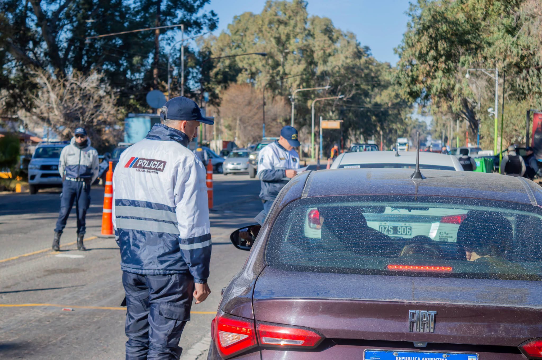 Manejaba ebrio con casi $2,5 millones y marihuana: lo detuvieron en Capital